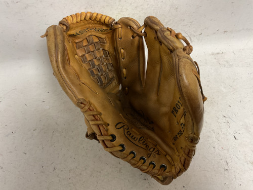 Vist Large View of Product Image Which is Used Rawlings Gold Glove PRO1000BFS Baseball Glove RH Throw Tan 13"