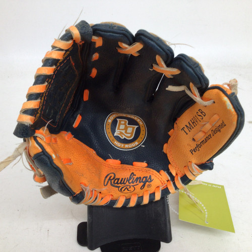 Vist Large View of Product Image Which is Used Rawlings 9 IN HOT RODS RHT GLOVE BB/SB Glove RH Throw Orange 9"