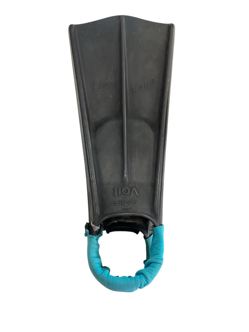 Vist Large View of Product Image Which is Used Voit Underwater Fins Black LG
