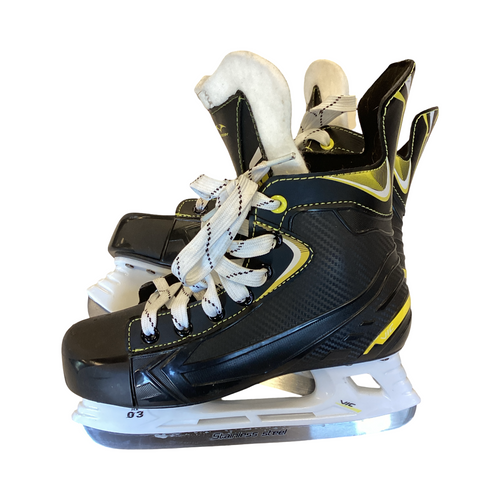 Vist Large View of Product Image Which is Used Victoria Sport HX 03 Intermediate Hockey Skate Intermediate 6.0