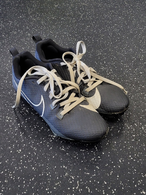 Vist Large View of Product Image Which is Used Nike Adult FB Cleats Black Senior 10.5