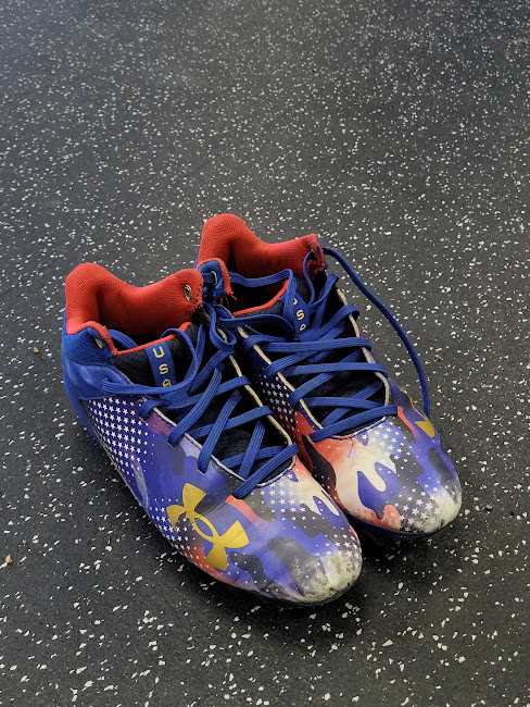 Vist Large View of Product Image Which is Used Under Armour Jr FB Cleats Royal Blue Junior 04.5