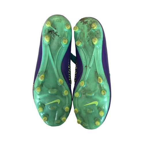 Vist Large View of Product Image Which is Used Nike Soccer Cleats Purple Senior 10.5