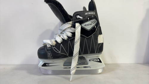 Vist Large View of Product Image Which is Used CCM INTRUDER Youth Hockey Skate Youth 11.0