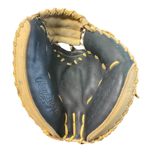 Vist Large View of Product Image Which is Used Rawlings GG ELITE BB/SB Catchers RH Throw Black 32 1/2"
