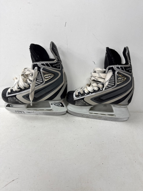 Vist Large View of Product Image Which is Used CCM CUSTOM 01 Junior Hockey Skate Junior 01