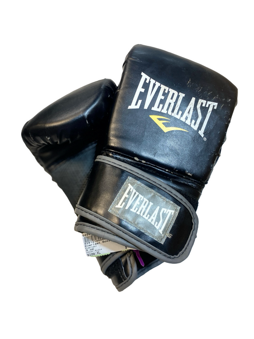Vist Large View of Product Image Which is Used Everlast Boxing Gloves Black XL