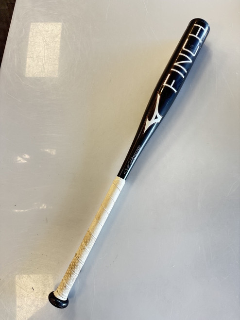 Vist Large View of Product Image Which is Used Mizuno FINCH BB/SB Fastpitch Bat 28"