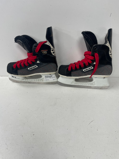 Vist Large View of Product Image Which is Used Bauer SUPREME 3000 Intermediate Hockey Skate Intermediate 4.5