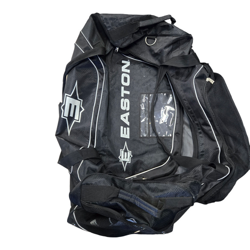 Vist Large View of Product Image Which is Used Easton Sr Hockey Carry Black