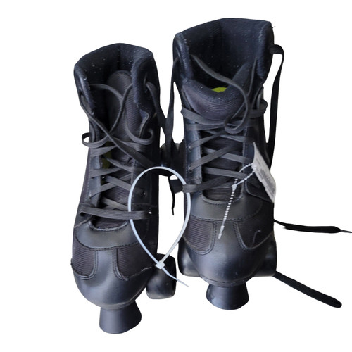 Vist Large View of Product Image Which is Used CRAZY SKATES 8 Senior Rec Fitness Skates Black Senior 8