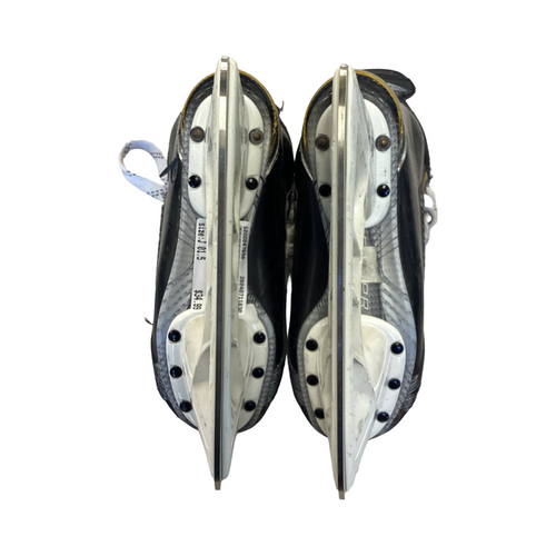 Vist Large View of Product Image Which is Used Bauer SUPREME ACCEL Junior Hockey Skate Junior 01.5