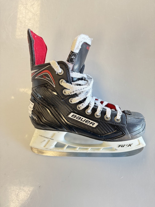 Vist Large View of Product Image Which is Used Bauer X350 Intermediate Hockey Skate Intermediate 4.0