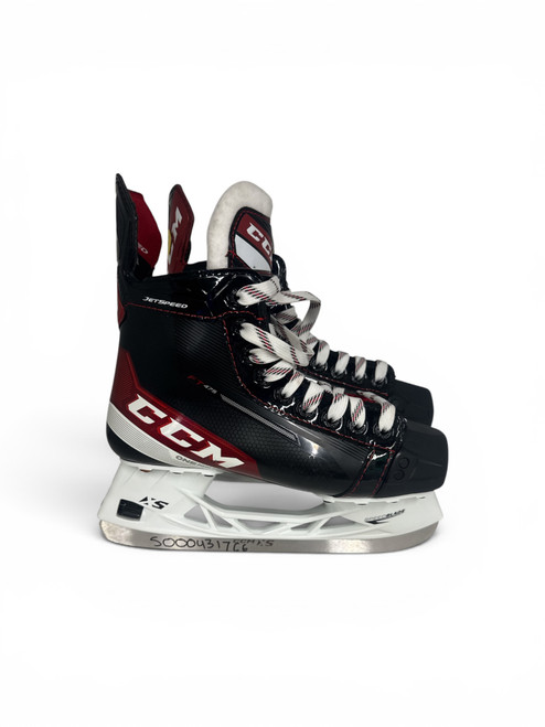 Vist Large View of Product Image Which is Used CCM JETSPEED Junior Hockey Skate Junior 05