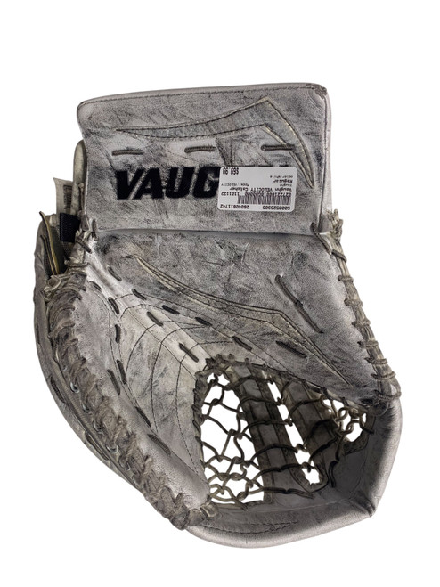 Vist Large View of Product Image Which is Used Vaughn VELOCITY Intermediate Goalie Catcher White