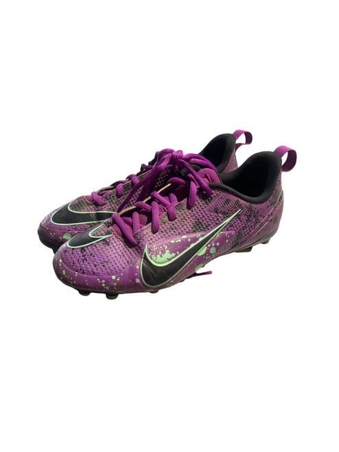 Vist Large View of Product Image Which is Used Nike Soccer Cleats Purple Junior 05