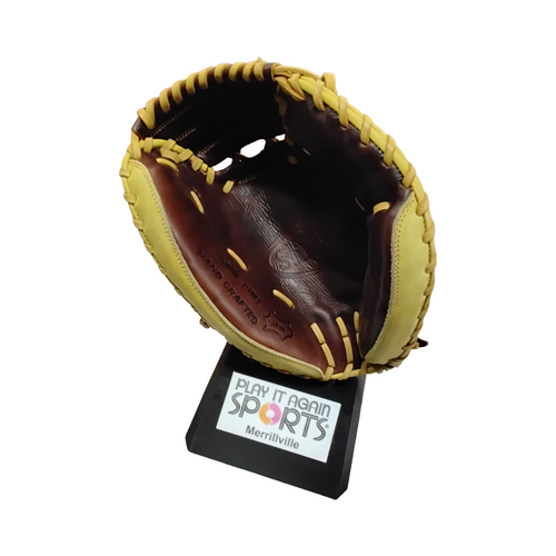 Vist Large View of Product Image Which is Used Louisville Slugger OMAHA SELECT SERIES BB/SB Catchers RH Throw Brown 32"