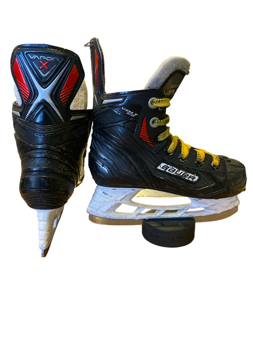 Vist Large View of Product Image Which is Used Bauer VAPOR VOLT Junior Hockey Skate Junior 01
