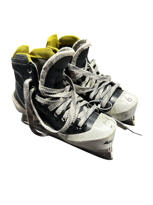 Vist Large View of Product Image Which is Used Bauer SUPREME ONE 60 Senior Goalie Skate Senior 6