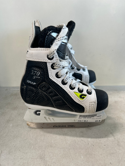 Vist Large View of Product Image Which is Used Graf 370 SUPRA Youth Hockey Skate Youth 06.0