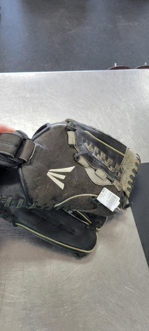 Vist Large View of Product Image Which is Used Easton 12.5 BB/SB Glove RH Throw Black 12 1/2"