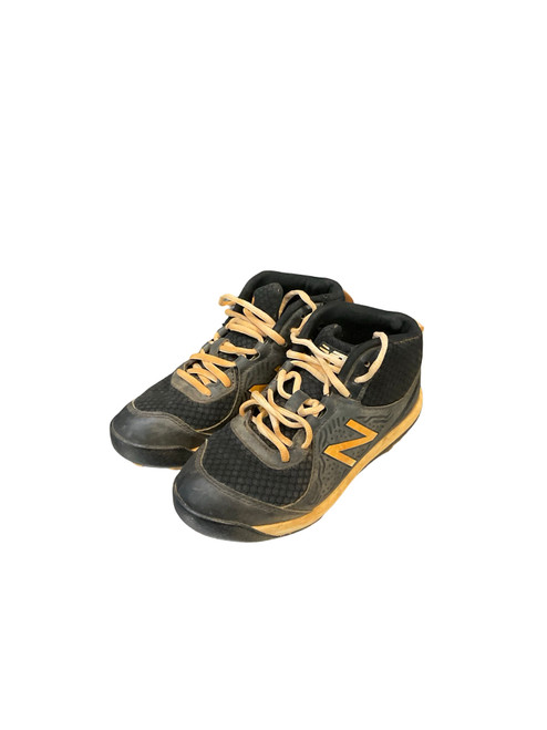 Vist Large View of Product Image Which is Used New Balance J3000BK5 BB/SB Cleats Black Junior 02