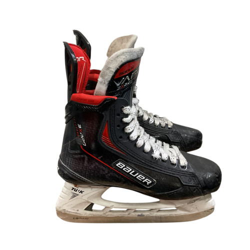 Vist Large View of Product Image Which is Used Bauer VAPOR 3X PRO Senior Hockey Skate Senior 6