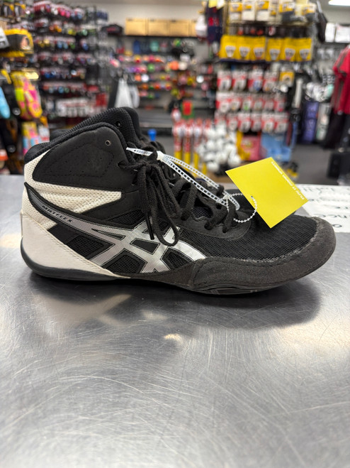 Vist Large View of Product Image Which is Used Asics MATFLEX Wrestling Shoes Black Senior 7.5