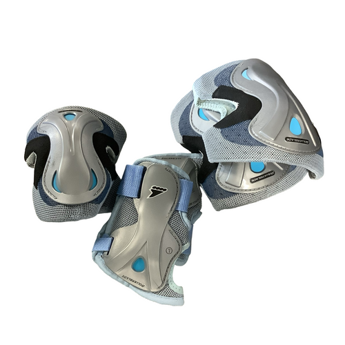 Vist Large View of Product Image Which is Used Rollerblade LUXGEAR Inline Protective Set Carolina Blue LG