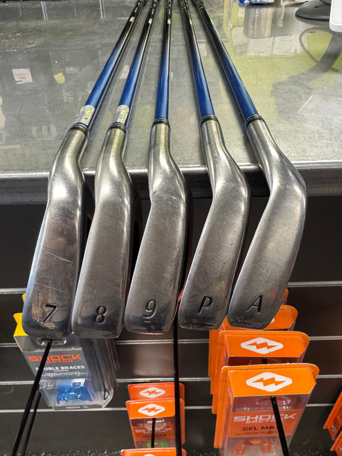 Vist Large View of Product Image Which is Used XXIO ELEVEN Mens Iron Set RH 7I-PW