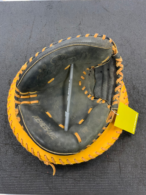 Vist Large View of Product Image Which is Used Rawlings RENEGADE BB/SB Catchers RH Throw Black 30 1/2"