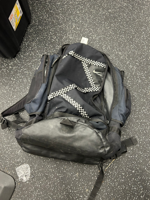 Vist Large View of Product Image Which is Used Nike Player Backpack Black
