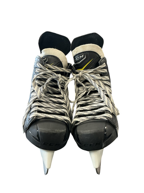 Vist Large View of Product Image Which is Used CCM TACKS 2052 Junior Hockey Skate Junior 04