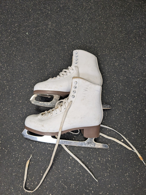 Vist Large View of Product Image Which is Used Jackson GLACIER 120 WomensFigure Skate White Senior 8