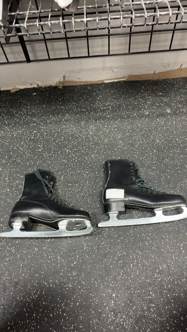Vist Large View of Product Image Which is Used BOYS FIGURE SKATES Boys Figure Skate Black Junior 06