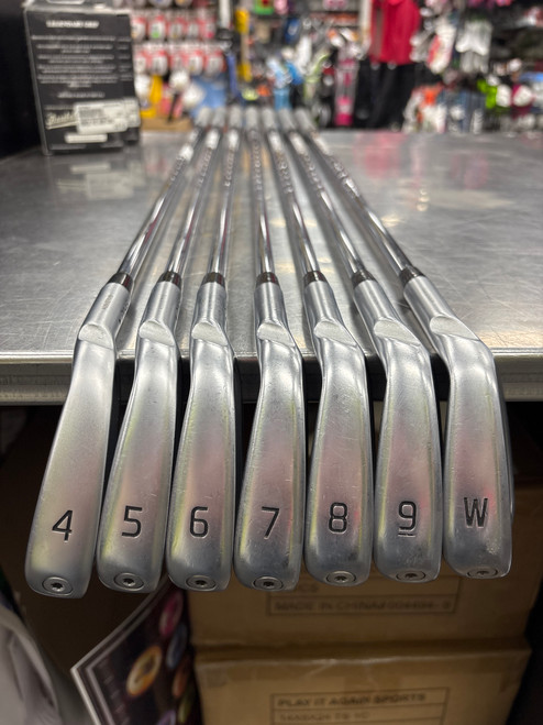 Vist Large View of Product Image Which is Used Ping I230 BLACK DOT Mens Iron Set RH 4I-PW