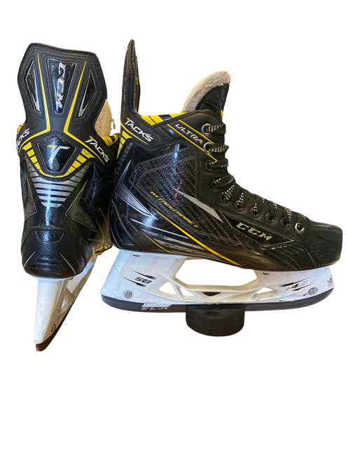 Vist Large View of Product Image Which is Used CCM ULTRA TACKS Senior Hockey Skate Senior 7