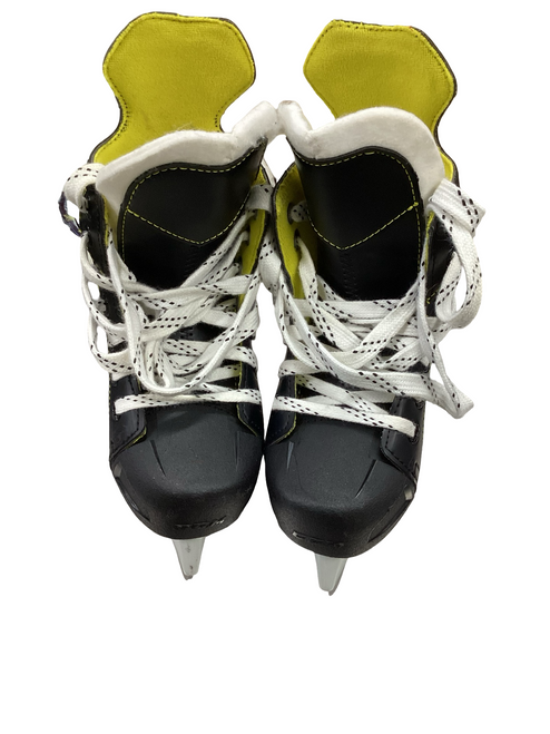 Vist Large View of Product Image Which is Used CCM 9350 SUPER TACKS Youth Hockey Skate Youth 13.0