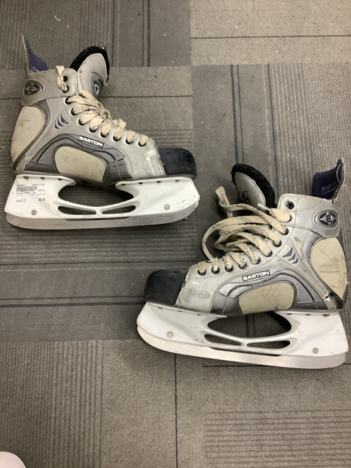 Vist Large View of Product Image Which is Used Easton SYNERGY 700 Senior Hockey Skate Senior 11