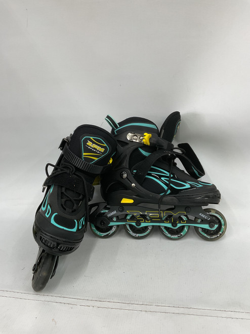 Vist Large View of Product Image Which is Used Zero Exposure ROLLER BLADES Junior Roller Quad Skates Black Junior 04