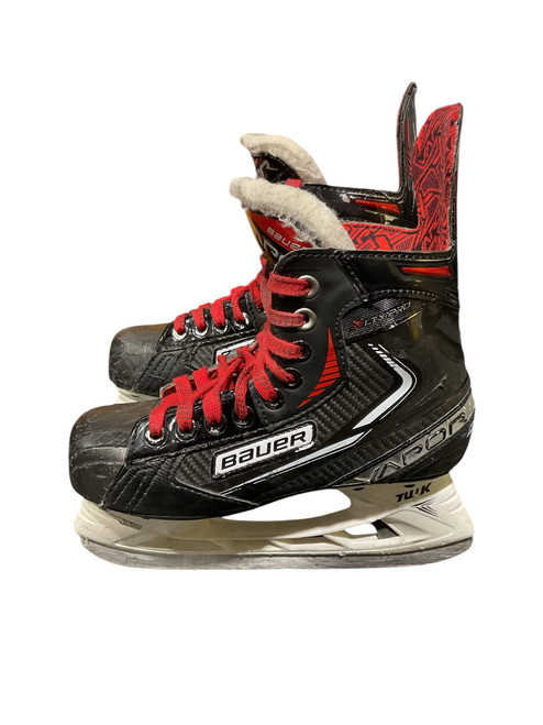 Vist Large View of Product Image Which is Used Bauer VAPOR XLTX PRO Junior Hockey Skate Junior 03