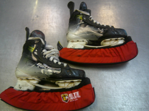 Vist Large View of Product Image Which is Used Bauer HYPERLITE 2 Intermediate Hockey Skate Intermediate 6.5