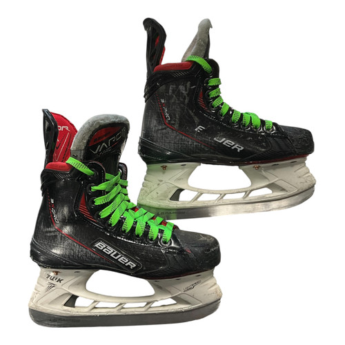 Vist Large View of Product Image Which is Used Bauer 3XPRO Junior Hockey Skate Junior 02