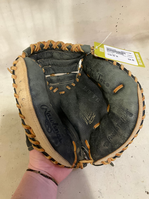 Vist Large View of Product Image Which is Used Rawlings RENEGADE BB/SB Catchers RH Throw Black 32"