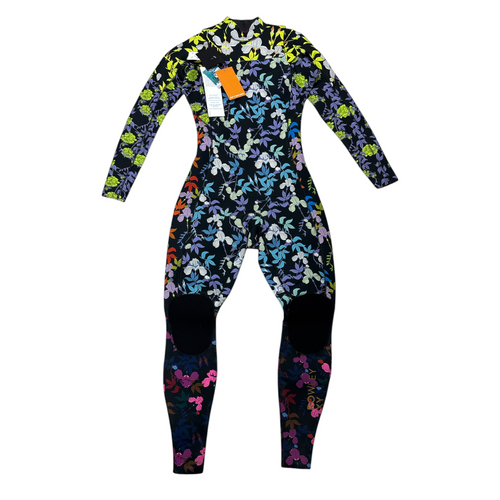 Vist Large View of Product Image Which is Used Roxy Womens Full Wet Suit Black W08
