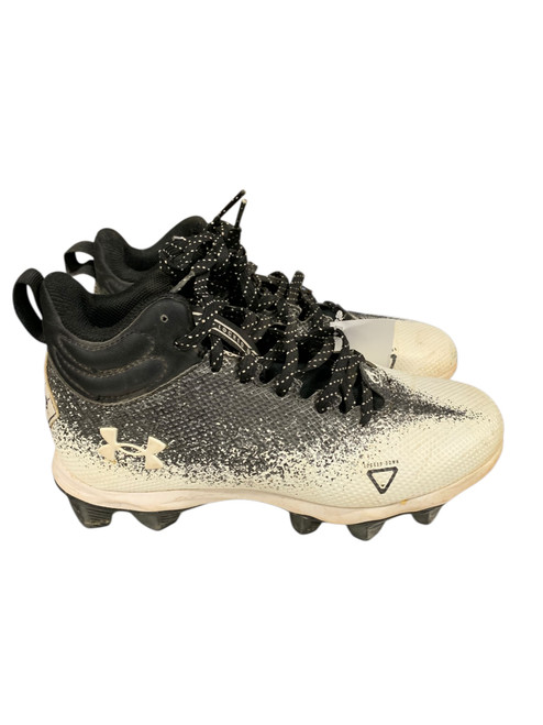 Vist Large View of Product Image Which is Used Under Armour Jr FB Cleats Black Junior 02.5