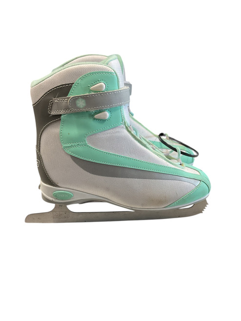 Vist Large View of Product Image Which is Used DBX SOFTBOOT SZ 7 Womens Softboot Skate White Senior 7