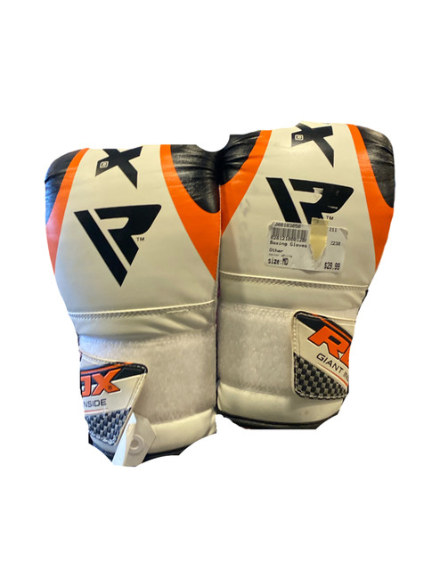 Vist Large View of Product Image Which is Used Boxing Gloves White MD