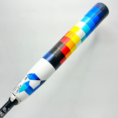 Vist Large View of Product Image Which is Used Wilson A04RF2211 RH Throw Fastpitch Gloves Pink And Black 11"