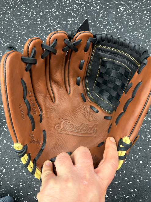 Vist Large View of Product Image Which is Used Rawlings S1200B BB/SB Glove LH Throw Brown 12"